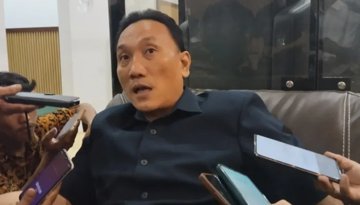 DPRD Babel Siap Kawal SPMB SMA/SMK, Edi Nasapata : Jika Ada Kecurangan, Laporkan!