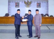 Rapat Paripurna DPRD, PJ Bupati Bangka Sampaikan Raperda Laporan Pertanggung Jawaban APBD 2024