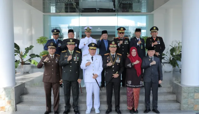 Dekat dengan Masyarakat, Ketua DPRD Babel Puji Kapolda Hendro Pandowo di Hari Bhayangkara ke-79
