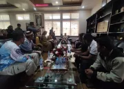 Datangi DPRD Babel, Nelayan Sungai Selan Protes Aktivitas Pengangkatan Bangkai Kapal