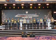 Pemkab Bangka Terima Penghargaan Universal Health Coverage (UHC) Award Kategori Tingkat Madya