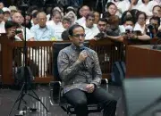 Majelis Hakim Vonis Nadiem Makarim 10 Tahun Penjara dalam Perkara Pengadaan Chromebook